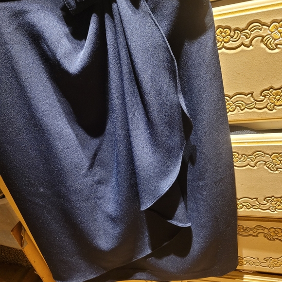 Dress - Picture 11 of 12